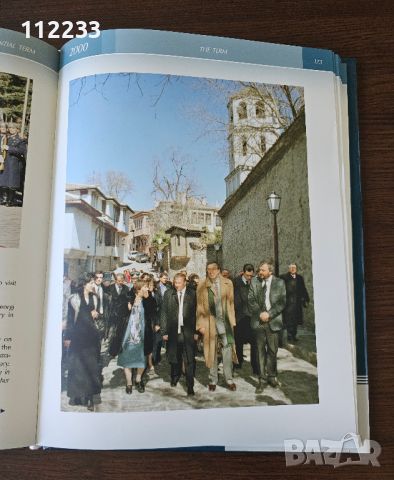 На английски Петър Стоянов. Хроника на един президентски мандат, снимка 9 - Специализирана литература - 45380819