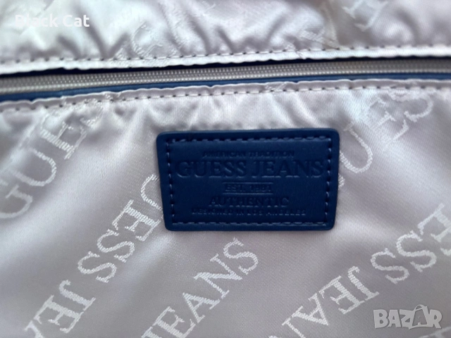 Дамска чанта GUESS, снимка 5 - Чанти - 53994122