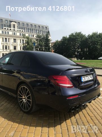 Mercedes-Benz E300 AMG-Line, снимка 4 - Автомобили и джипове - 46159189