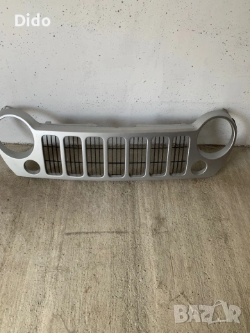 Предна маска за JEEP, снимка 2 - Части - 53918624