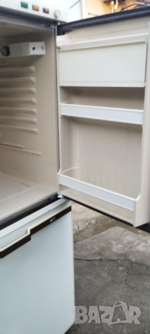 хладилник, снимка 2 - Хладилници - 52567584