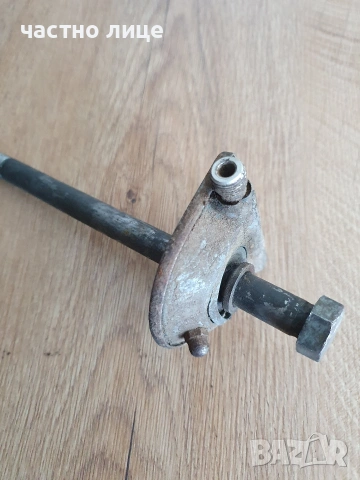 Предна ос с охлюва за километраж на Балканче 50 кубика