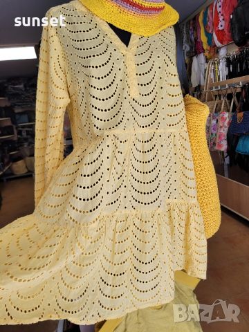 жълта къса рокля с английска бродерия , снимка 1 - Рокли - 46357818