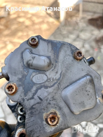 Вакуум помпа ГНП за Сеат Алтеа. 1.9 TDI. 105кс. 2008г, снимка 2 - Части - 53159748