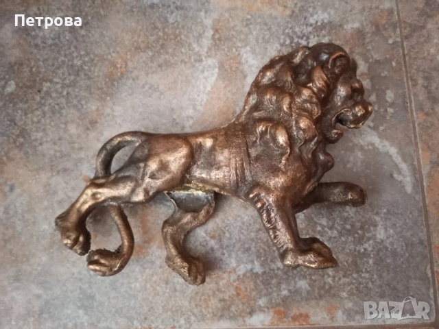 Масивна бронзова фигура с лъв , снимка 2 - Декорация за дома - 52029340