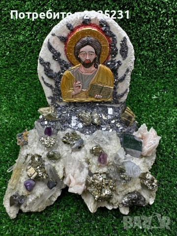 Ръчно изработена икона на Исус Христос с естествени кристали – калцит, пирит, галенит, кварц и амети, снимка 2 - Икони - 54092075