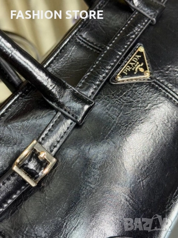 Чанти Prada, снимка 4 - Чанти - 51490279