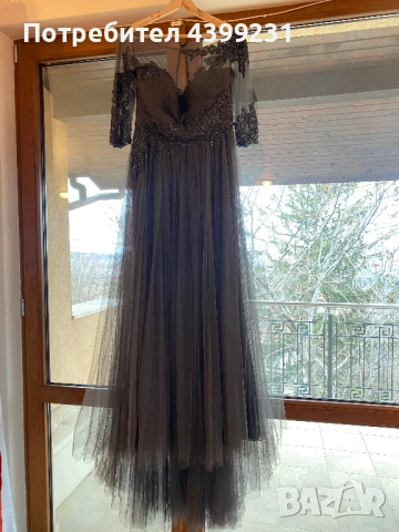 Луксозна бална рокля с тюл и дантела – елегантен силует, M