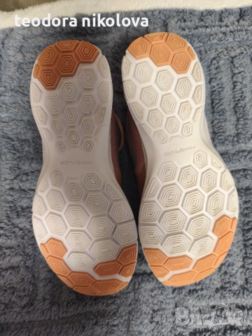 Оригинални маратонки Nike , снимка 6 - Маратонки - 52953237