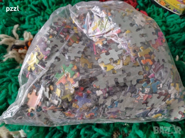 Триъгълен Пъзел "Crazy Circus” Mordillo Heye 1974г. 1500 части, снимка 6 - Пъзели - 53872621