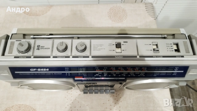 Радио касетофон sharp 5454, снимка 5 - Радиокасетофони, транзистори - 54124325