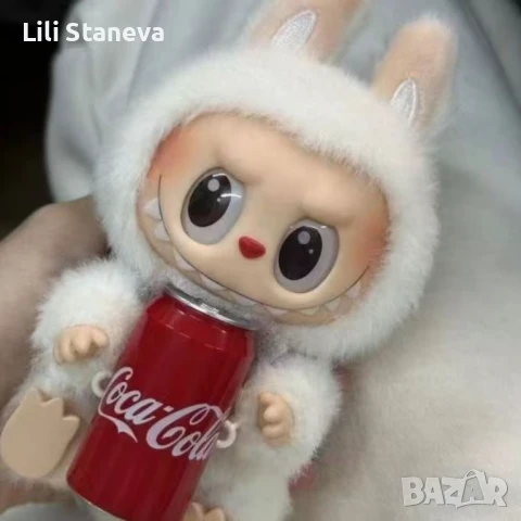 Колекционерски Labubu x Coca-Cola. , снимка 1