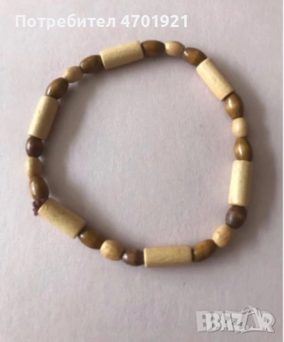 Различни дамски бижута