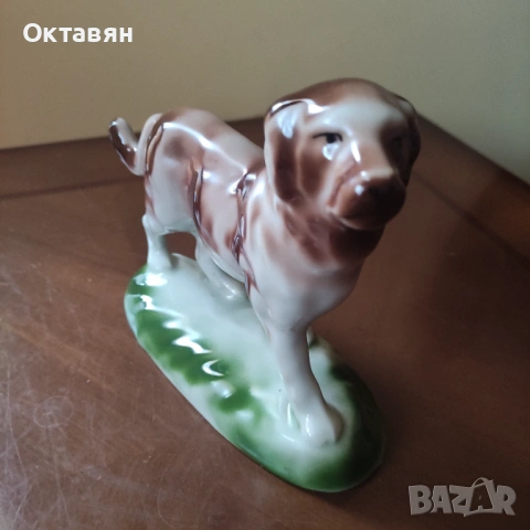 Порцеланова фигура/фигурка на куче, снимка 4 - Статуетки - 53300070
