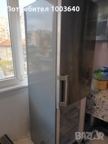  хладилник AEG