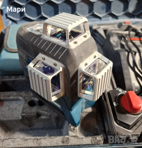 Bosch GLL 3-80 c лазерен нивелир, снимка 3 - Други инструменти - 53321661