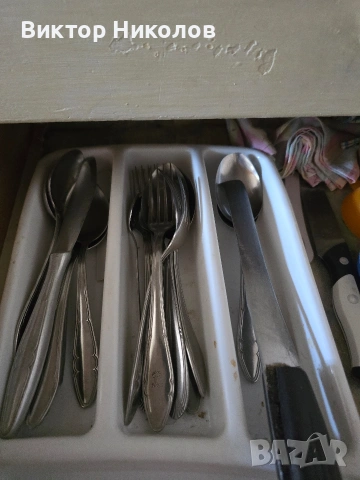 порцеланов сервиз , снимка 8 - Сервизи - 53904133