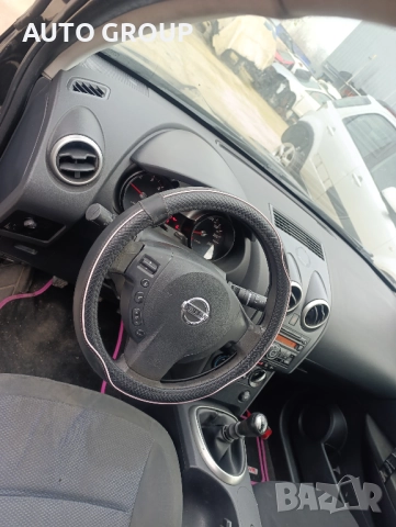 Nissan Qashqai 2.0 DCI / Нисан Кашкаи 2.0 ДЦИ - на части, снимка 8 - Автомобили и джипове - 42137823