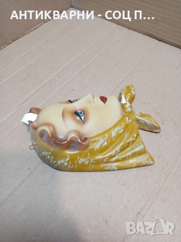 Стара Гипсова Фигура Лице На Жена С Цветна Забрадка. НОМЕР 1667., снимка 3 - Антикварни и старинни предмети - 53759414