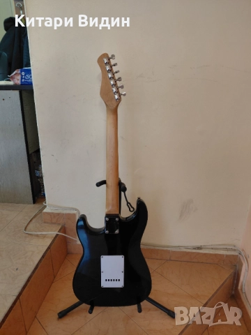 Продавам електрическа китара Fire Legend Cornel, снимка 7 - Китари - 52813546