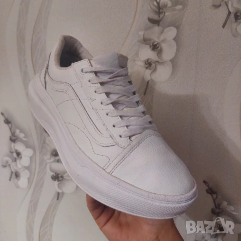 кецове Vans VN0A7Q5 UA Old Skool Overt CC LEATHER номер 44 маратонки , снимка 2 - Маратонки - 50553262