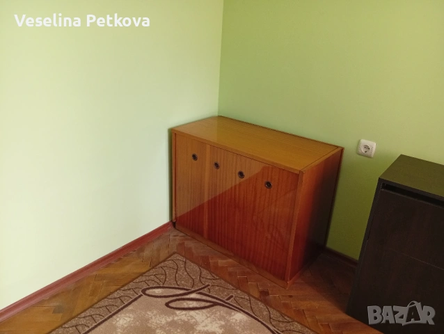 Подарявам стари мебели, снимка 5 - Шкафове - 54238021