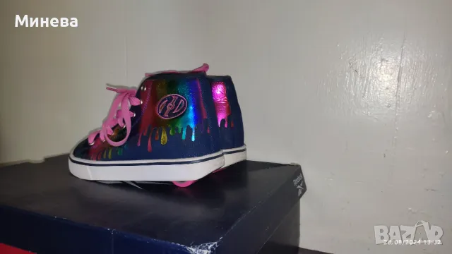 Обувки кецове с колелца HEELYS , снимка 3 - Детски обувки - 47050941