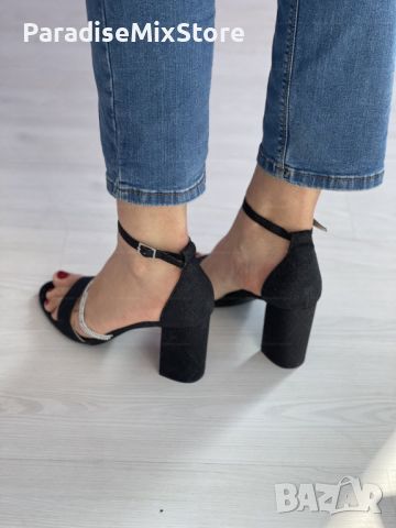 Елегантни дамски сандали с ток и бляскави линии за стилна походка Цветове и номера - черен и бял , снимка 4 - Дамски елегантни обувки - 45496236
