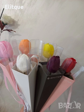 ръчно изработени лалета , снимка 3 - Изкуствени цветя - 53194012