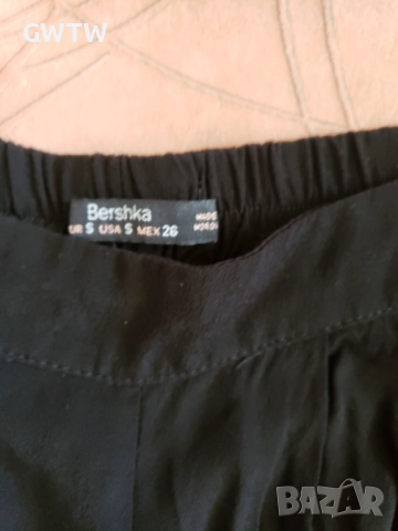 Bershka  черен летен панталон с широки крачоли, снимка 5 - Панталони - 51790471