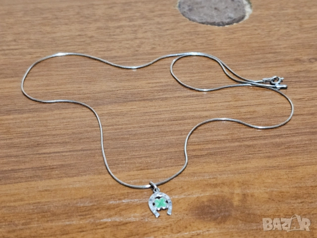 Подкова четирилистна детелина  и сребърно синджирче носи щастие и късмет на притежателят им, снимка 2 - Колиета, медальони, синджири - 52352627