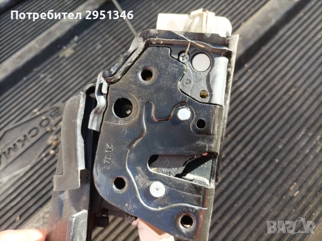 Брава Porsche Panamera GTS / Macan ja6 4g1837015, снимка 2 - Части - 52438217