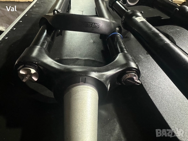 Въздушна вилка Santour Evo 27,5 , снимка 4 - Части за велосипеди - 53000712