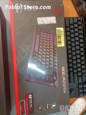 Asus ROG Azoth Клавиатура , снимка 2 - Клавиатури и мишки - 52651881