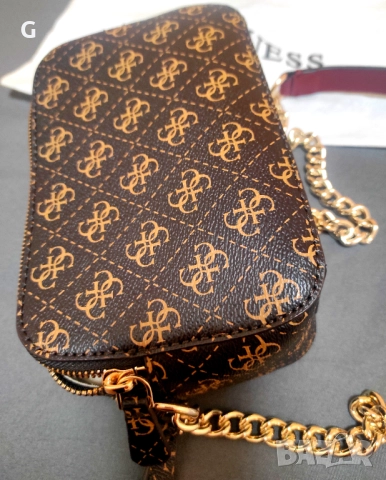 Дамска чанта Guess , снимка 4 - Чанти - 52301521