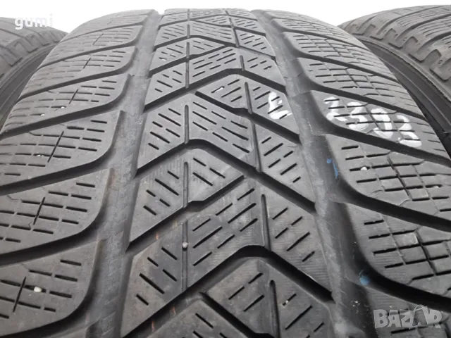 4бр зимни гуми 235/60/18 PIRELLI L02393 , снимка 1 - Гуми и джанти - 48812067