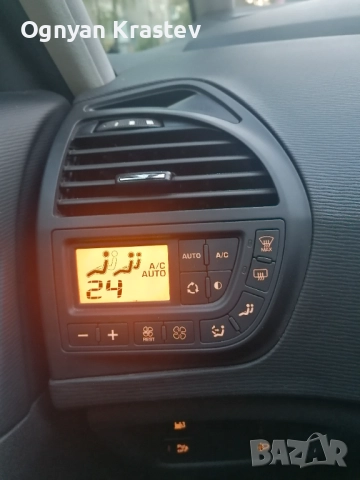 Citroen C4 I Picasso (Phase II, 2010), 1.6 HDI, снимка 8 - Автомобили и джипове - 52532122