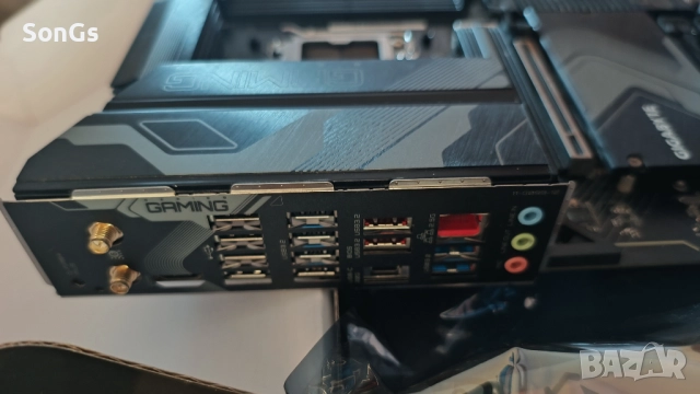 Дъно X670 GAMING X AX (Rev. 1.0, снимка 3 - Дънни платки - 52942470