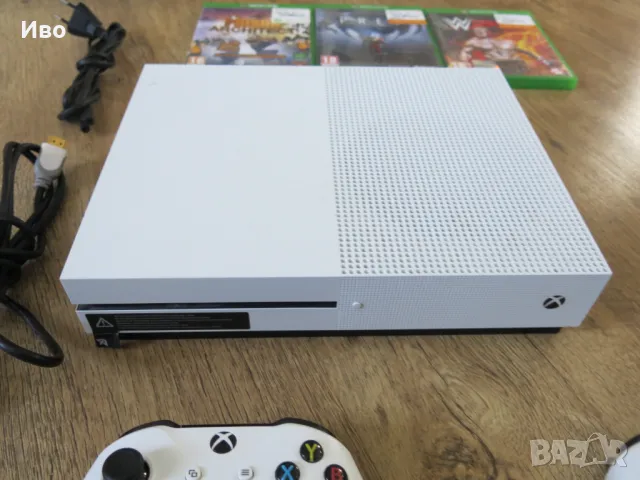 Xbox ONE S 1 TB, снимка 2 - Xbox конзоли - 47613942