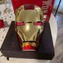 Marvel Моторизирана маска Iron Man MK5 1:1 с гласова команда Роботизирана каска Железния човек, снимка 4