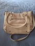 бежава чанта като нова, снимка 3
