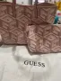 Дамска чанта и несесер Guess , снимка 2