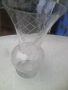 Красива кристална ваза с лек дефект, снимка 1 - Вази - 45750908