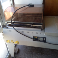 Опаковъчна машина с термофолио SmiPack SE550 Италия, снимка 1 - Други машини и части - 45059848