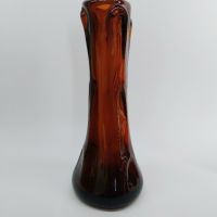 Българска стара ваза от масивно стъкло, 26 см висока, снимка 1 - Други ценни предмети - 45742412