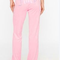 Juicy Couture долнище в розов цвят, снимка 1 - Спортни екипи - 45074395