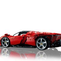 1:8 LEGO Technic - Ferrari Daytona SP3, снимка 6 - Конструктори - 45456979