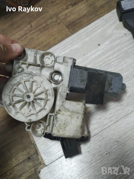 Моторче за стъкло на предни леви врати OPEL VECTRA C GTS 9178987, снимка 1