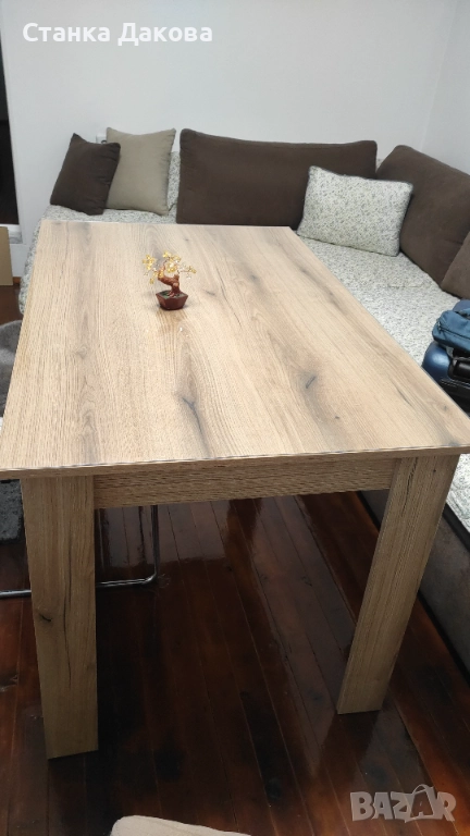 Маса и скрин дъб евок заедно се продават , снимка 1