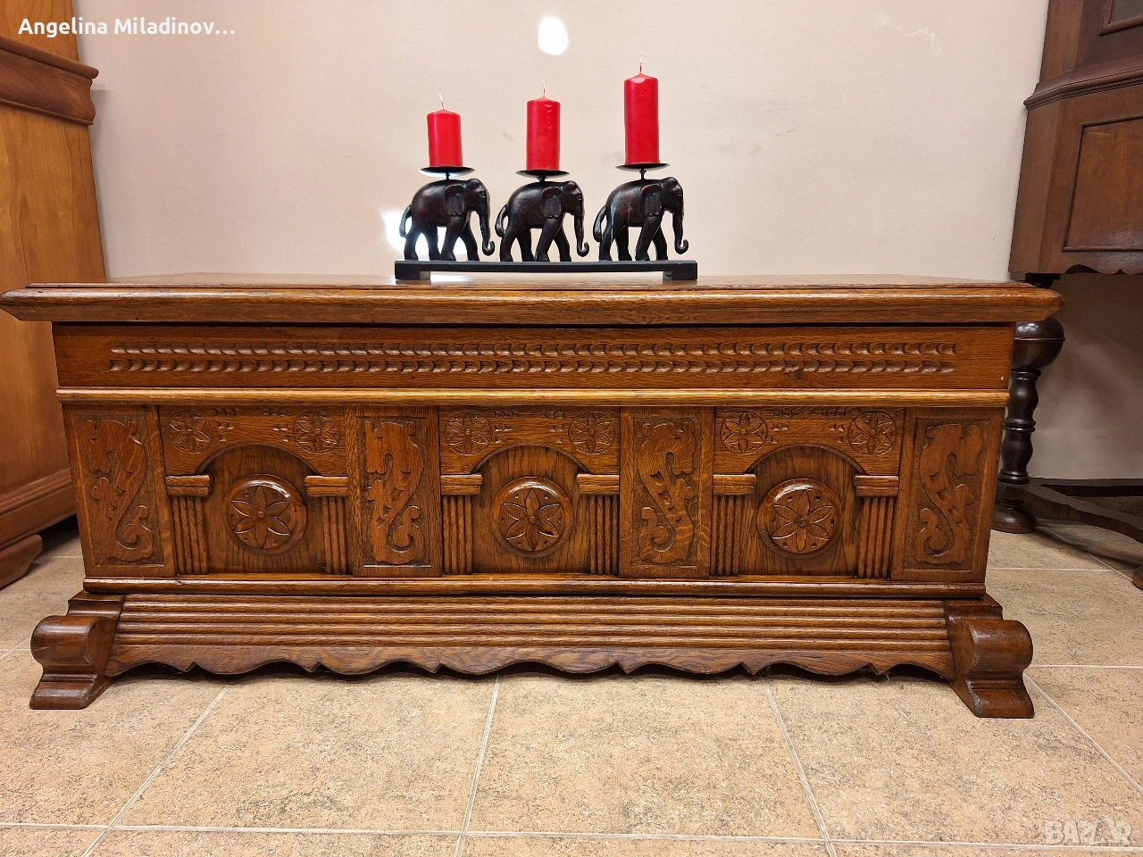 Ракла, скрин, пейка с богата дърворезба , снимка 1